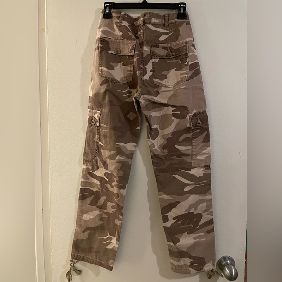 Urban Outfitters Brown Camo Cargo Pants - Picture 4 of 6
